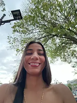 -juicy  online show from January 2026 10:46:01 PM