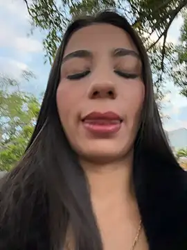 Snapshot of -juicy_ chatting on March 2026 10:57:02 PM -juicy online show from March 2026 10:57:02 PM