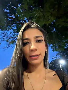 Snapshot of -juicy_ chatting on March 2026 11:17:01 PM -juicy online show from March 2026 11:17:01 PM