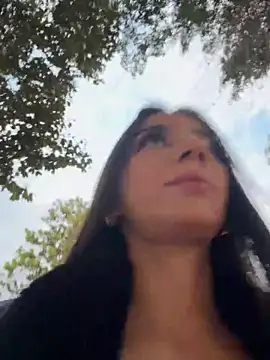 Snapshot of -juicy_ chatting on April 2026 11:05:01 PM -juicy online show from April 2026 11:05:01 PM