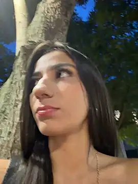 Snapshot of -juicy_ chatting on May 2026 11:20:01 PM -juicy online show from May 2026 11:20:01 PM