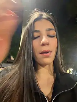 Snapshot of -juicy_ chatting on May 2026 11:33:01 PM -juicy online show from May 2026 11:33:01 PM
