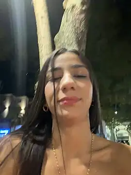 -juicy  online show from August 2026 11:58:02 PM