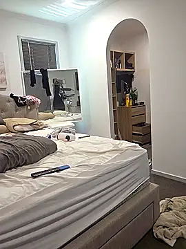 Snapshot of iamthepublickmasterbater chatting on December 2025 11:24:01 PM iamthepublickmasterbater online show from December 2025 11:24:01 PM