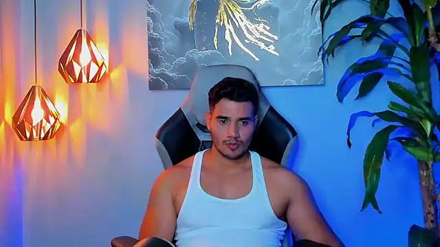 AndresR3 online show from November 2025 12:42:01 AM