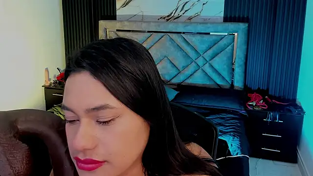 Snapshot of Issafoxx chatting on September 2025 11:56:02 AM Issafoxx online show from September 2025 11:56:02 AM