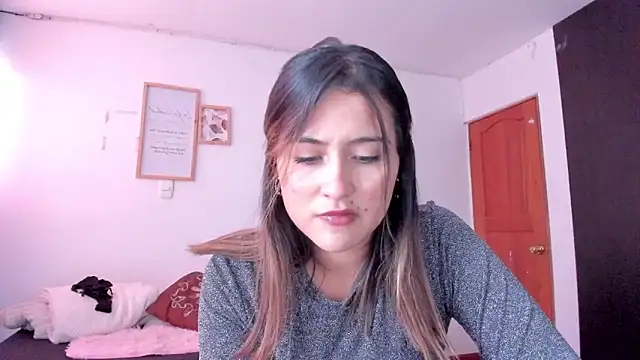 Snapshot of Ana__Pink chatting on March 2026 08:02:02 PM Ana Pink online show from March 2026 08:02:02 PM