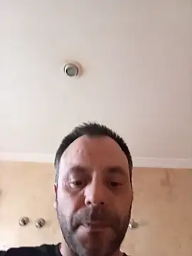 Snapshot of manchego85 chatting on April 2026 03:39:02 PM manchego85 online show from April 2026 03:39:02 PM