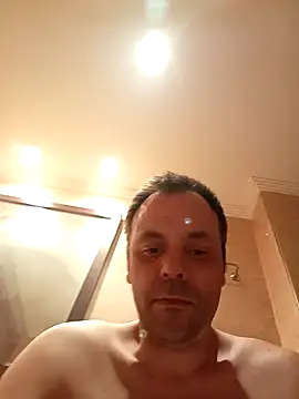 Snapshot of manchego85 chatting on April 2026 11:07:02 PM manchego85 online show from April 2026 11:07:02 PM