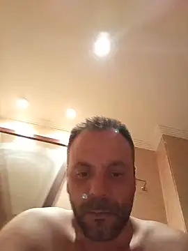 Snapshot of manchego85 chatting on June 2026 11:46:01 PM manchego85 online show from June 2026 11:46:01 PM