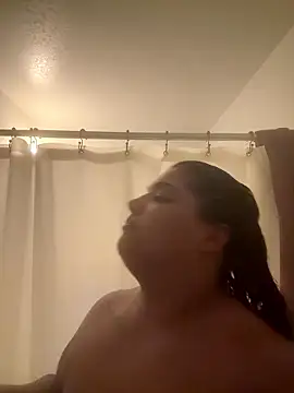 Snapshot of 1n0nlythroat chatting on January 2026 06:07:02 AM 1n0nlythroat online show from January 2026 06:07:02 AM