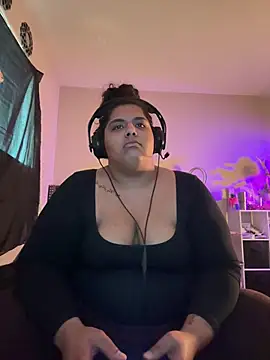 Snapshot of 1n0nlythroat chatting on January 2026 11:19:01 PM 1n0nlythroat online show from January 2026 11:19:01 PM