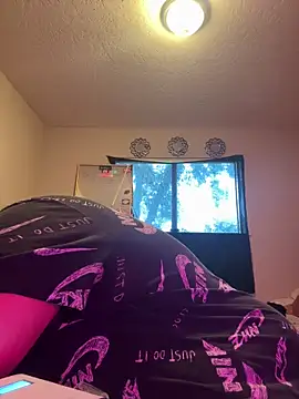 Snapshot of 1n0nlythroat chatting on February 2026 09:30:02 PM 1n0nlythroat online show from February 2026 09:30:02 PM