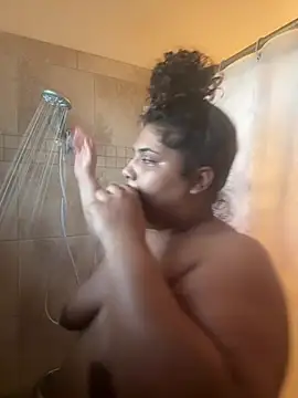 Snapshot of 1n0nlythroat chatting on February 2026 01:25:02 AM 1n0nlythroat online show from February 2026 01:25:02 AM