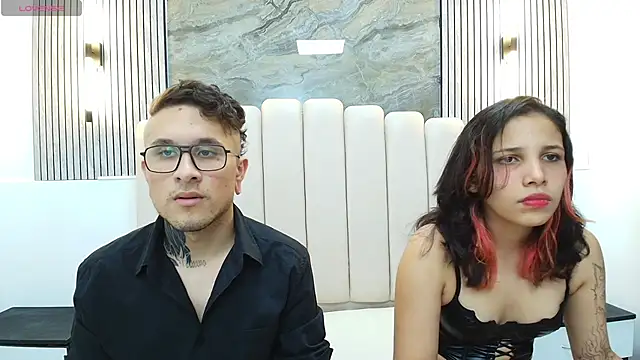 Snapshot of RavenandCody chatting on September 2025 03:50:01 AM RavenandCody online show from September 2025 03:50:01 AM