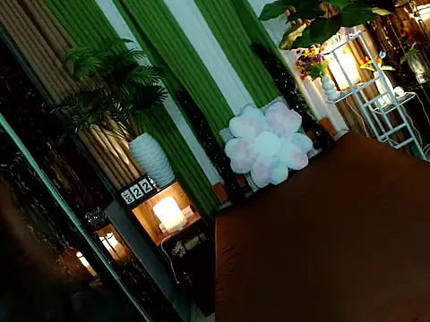 Snapshot of kendallxsubhunter chatting on October 2025 10:10:01 PM kendallxsubhunter online show from October 2025 10:10:01 PM