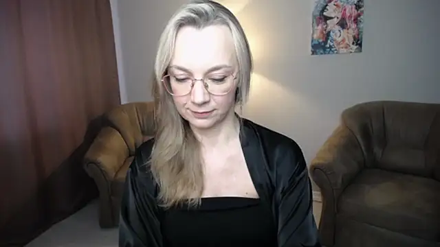 Snapshot of Ava_Elior chatting on July 2026 11:40:01 AM Ava Elior online show from July 2026 11:40:01 AM