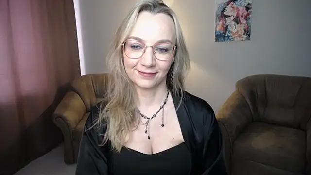 Snapshot of Ava_Elior chatting on July 2026 12:20:02 PM Ava Elior online show from July 2026 12:20:02 PM
