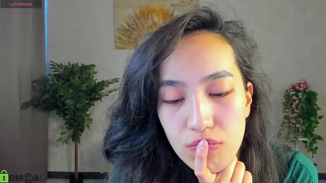 Snapshot of FlirtyAura chatting on March 2026 03:43:01 AM FlirtyAura online show from March 2026 03:43:01 AM