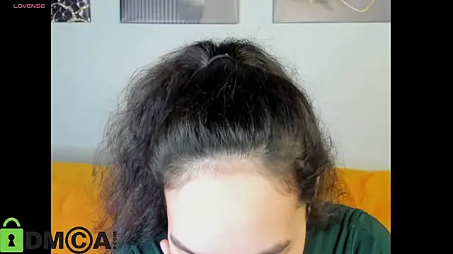 Snapshot of FlirtyAura chatting on March 2026 01:53:02 AM FlirtyAura online show from March 2026 01:53:02 AM