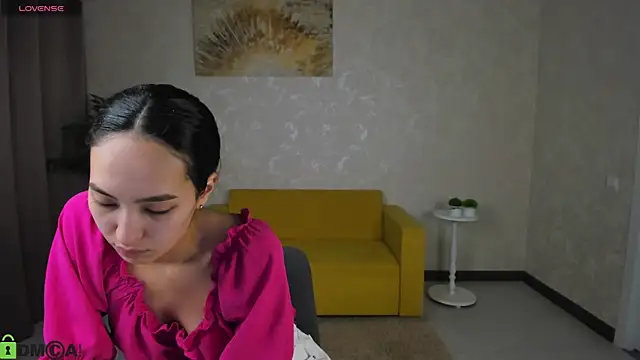 Snapshot of FlirtyAura chatting on April 2026 03:50:02 AM FlirtyAura online show from April 2026 03:50:02 AM