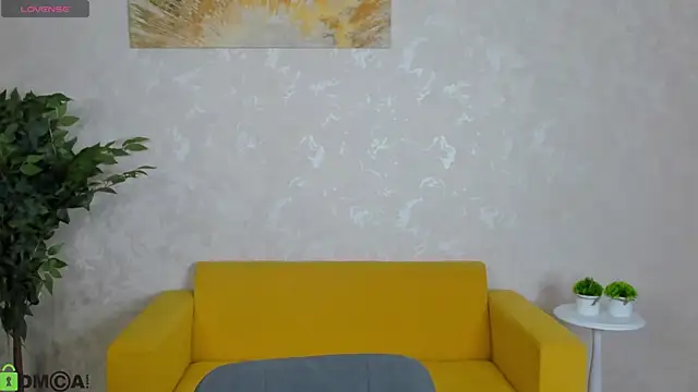 Snapshot of FlirtyAura chatting on April 2026 03:56:01 AM FlirtyAura online show from April 2026 03:56:01 AM