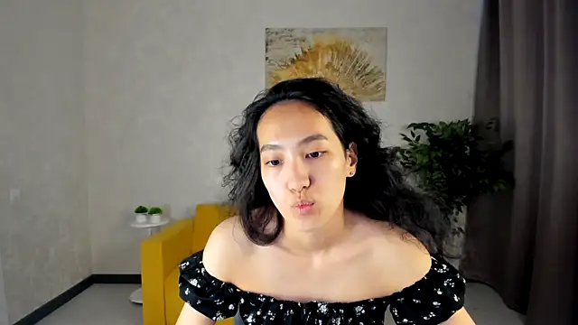 Snapshot of FlirtyAura chatting on May 2026 03:35:02 AM FlirtyAura online show from May 2026 03:35:02 AM