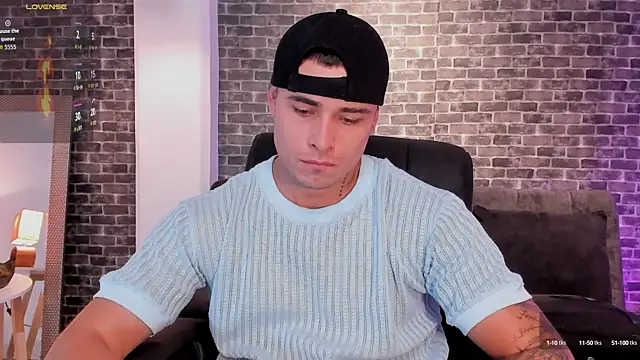 connorsmiith online show from October 2025 11:42:02 AM