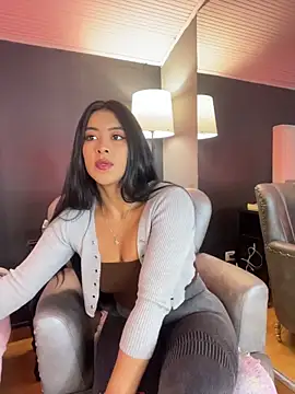 Snapshot of BellaFernandez__ chatting on May 2026 01:29:02 PM BellaFernandez online show from May 2026 01:29:02 PM