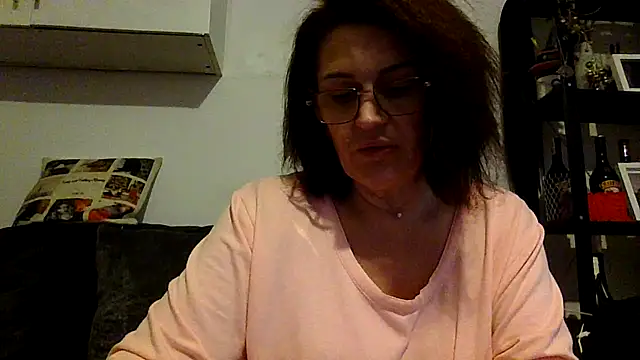 RubyyRosee online show from December 2025 02:13:01 PM