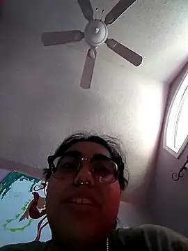 Lovelyrainn online show from September 2025 01:22:02 PM