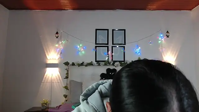 Megan 05  online show from March 2026 07:20:02 PM