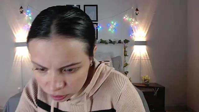 Megan 05  online show from April 2026 07:16:01 PM