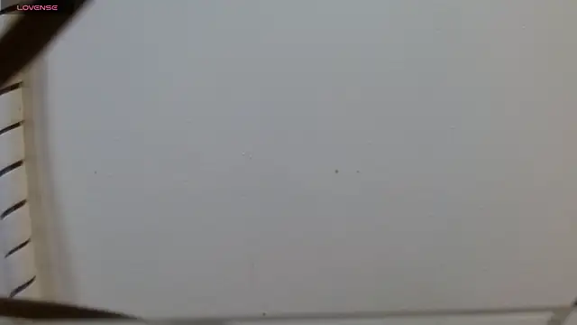 Snapshot of tinisweet chatting on September 2025 12:18:01 PM tinisweet online show from September 2025 12:18:01 PM