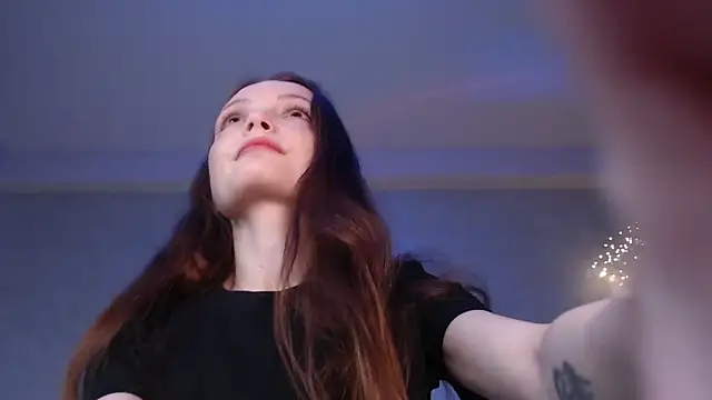 Snapshot of just_vvv chatting on April 2026 02:49:02 AM just vvv online show from April 2026 02:49:02 AM