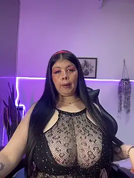 Angie lynn online show from November 2025 03:07:01 AM