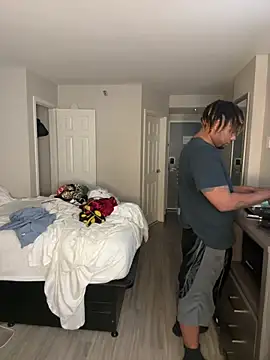 BigMfLuther online show from December 2025 05:15:02 AM