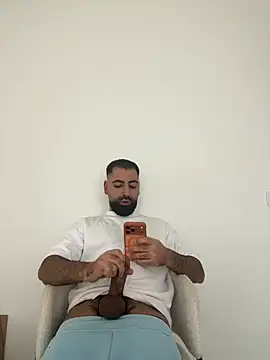 bignasthairy online show from January 2026 10:09:02 AM