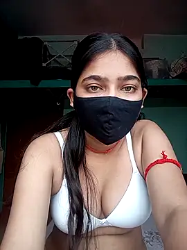 Snapshot of Snehabeauti chatting on October 2025 04:22:01 AM Snehabeauti online show from October 2025 04:22:01 AM