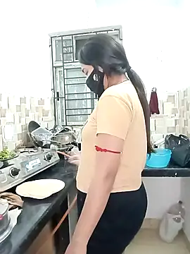 Snehabeauti online show from April 2026 02:17:02 PM