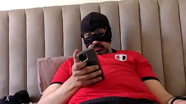 Snapshot of CaiBull chatting on June 2026 12:10:02 PM CaiBull online show from June 2026 12:10:02 PM