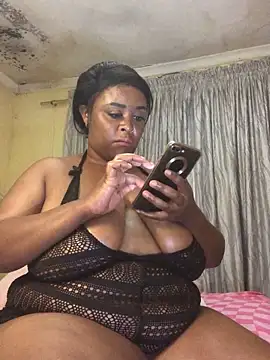 KINKYBOOTI22 online show from April 2026 04:37:02 PM