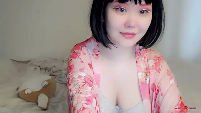 Snapshot of tsunade_chan chatting on October 2025 05:16:02 AM tsunade chan online show from October 2025 05:16:02 AM