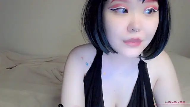 Snapshot of tsunade_chan chatting on October 2025 05:17:02 AM tsunade chan online show from October 2025 05:17:02 AM