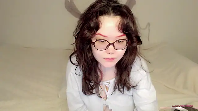 Snapshot of tsunade_chan chatting on November 2025 05:18:02 AM tsunade chan online show from November 2025 05:18:02 AM