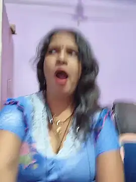 Snapshot of Sonalihot_ chatting on May 2026 09:06:02 AM Sonalihot online show from May 2026 09:06:02 AM