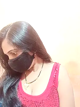 Payal-001 online show from October 2025 07:47:01 PM