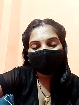 Payal-001 online show from October 2025 07:25:02 PM