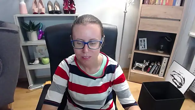 sweetxLizzy online show from September 2025 04:23:01 AM