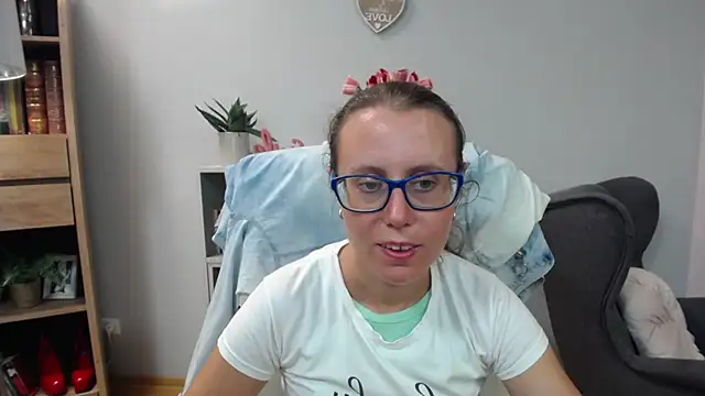 Snapshot of sweetxLizzy chatting on June 2026 04:35:02 AM sweetxLizzy online show from June 2026 04:35:02 AM